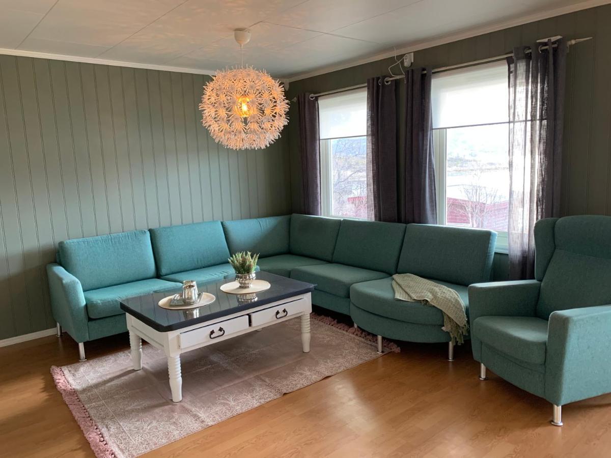 Kvaloya Apartment By The Sea Tromso Exterior photo