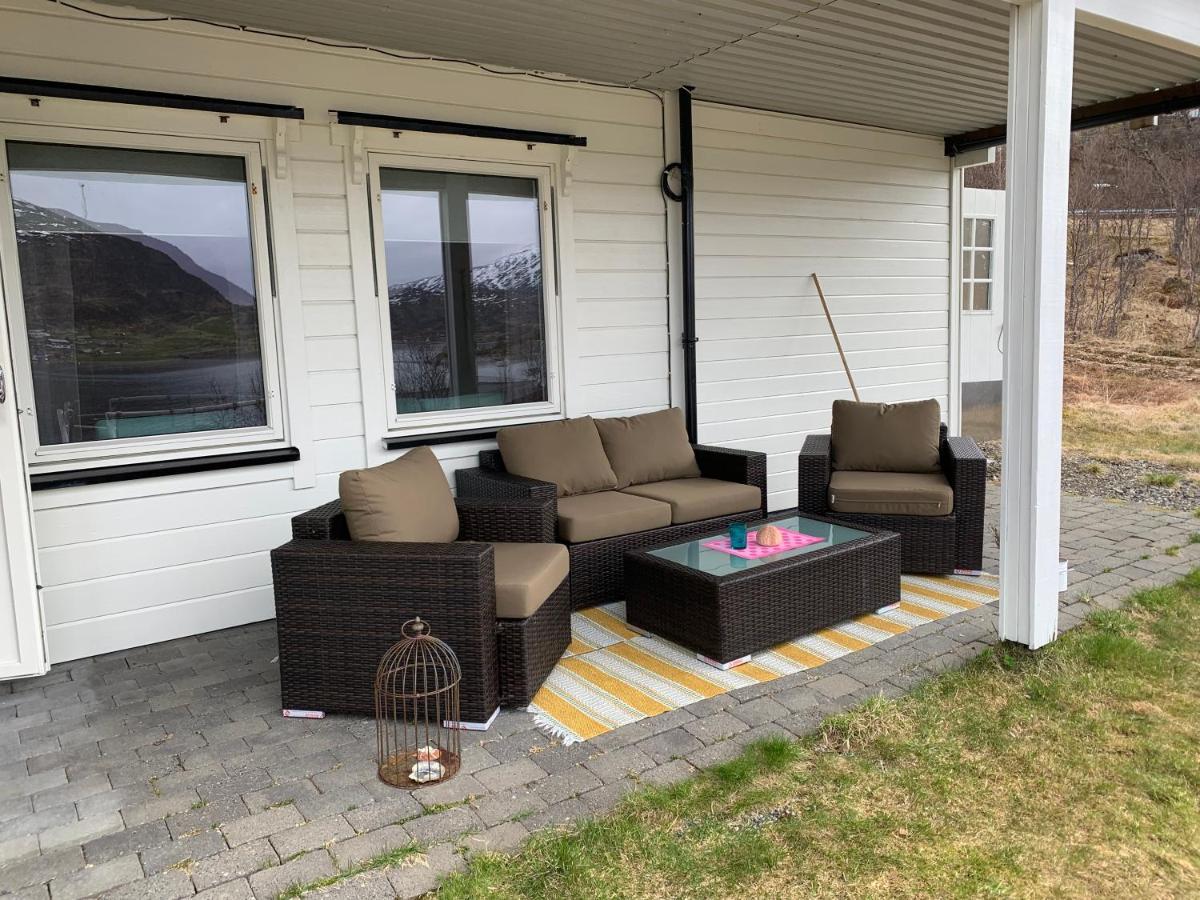 Kvaloya Apartment By The Sea Tromso Exterior photo